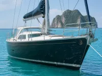 Pithak Shipyard 104 — спереди