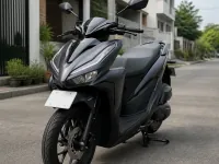 Honda Click 160 — vorn
