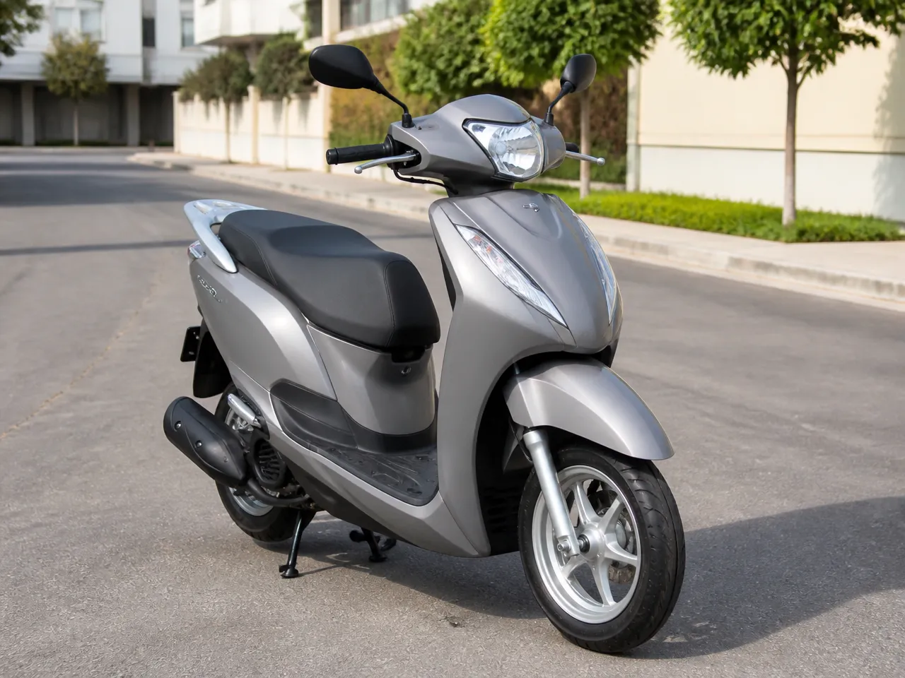 Honda Lead 125 — спереди