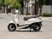 Yamaha Grand Filano Hybrid 125 — ด้านข้าง