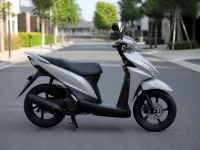 Yamaha Mio 125 — seitlich
