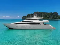 Astondoa 102 GLX — seitlich