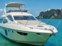 Azimut 46 — спереди
