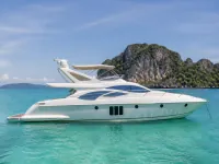 Azimut 46 — сбоку