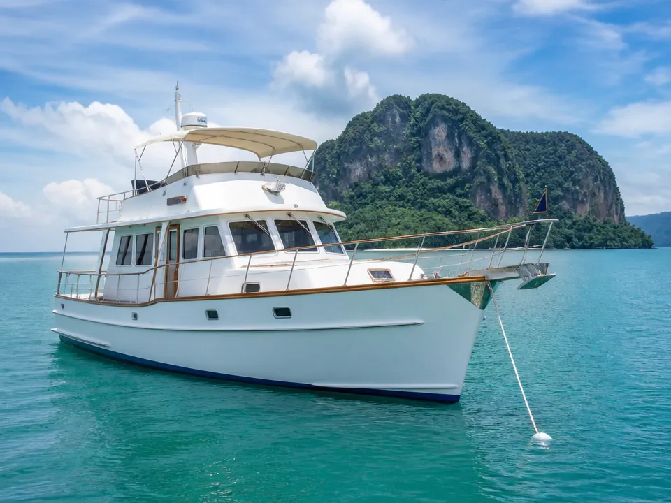 Grand Banks 53