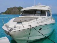 Integrity 550 Coastal Express — avant