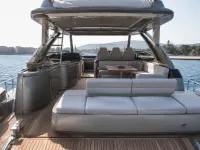 Monte Carlo Yachts MCY 86 — Detail