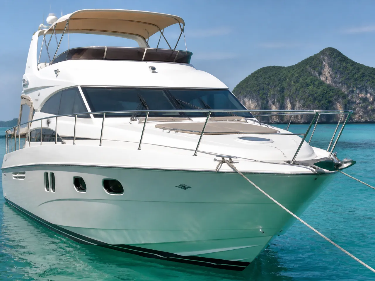Princess 42 Flybridge — 전면