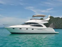 Princess 42 Flybridge — side