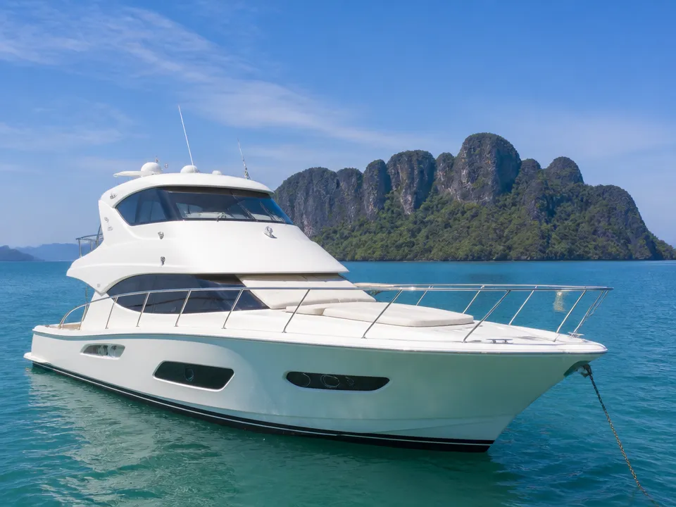 Riviera 545