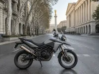 BMW F800GS — الجانب