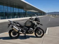 BMW R1200GS Adventure — side