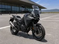 CFMoto 700MT — front