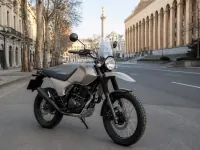 Hero MotoCorp Xpulse 200 Pro — الأمام