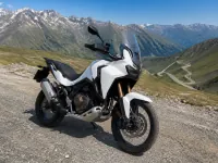 Honda CRF1100L Africa Twin / Adventure Sports — الأمام