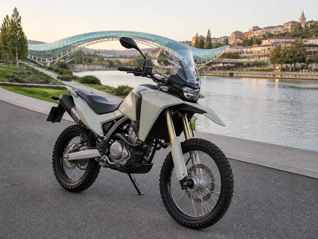 Honda CRF300L Rally — front