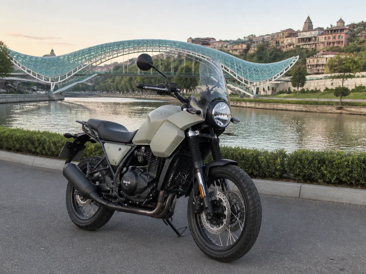 Jawa RVM 500 Aventura — спереди