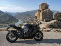 Kawasaki Ninja ZX-10R — צד