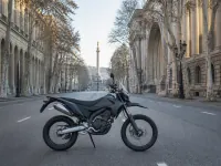 KTM 690 Enduro R — сбоку