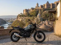 Royal Enfield Himalayan 450 ABS — الجانب