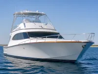 Bertram 54 — vorn