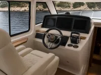 Menorquin 120 — detailopname