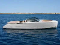 Valiant Supra — сбоку
