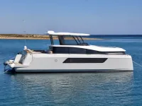 Aventura Yachts A37 — profil