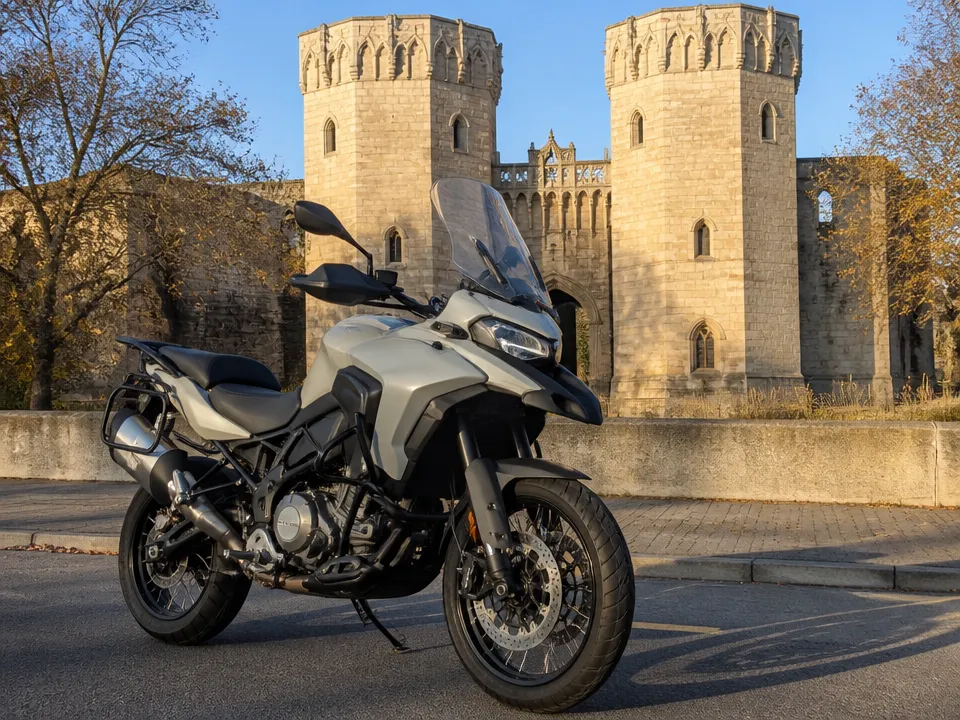Benelli TRK 502 X