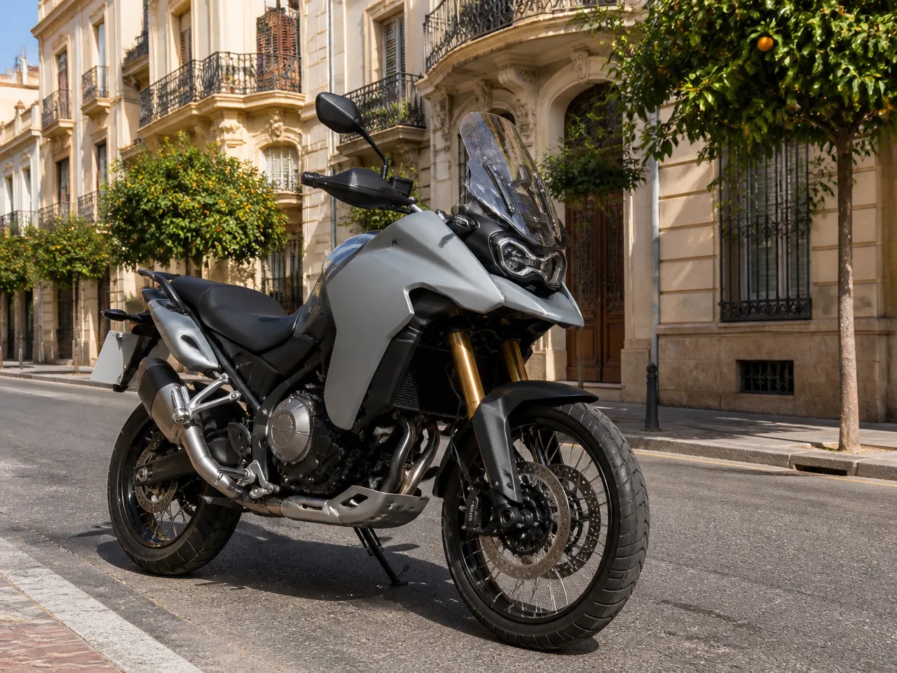 BMW F 900 GS Adventure — front