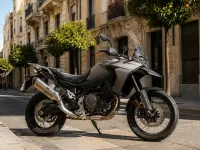 BMW F 900 GS Adventure — seitlich