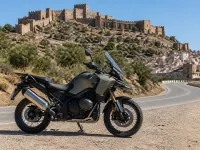 BMW R 1300 GS Adventure — zijkant