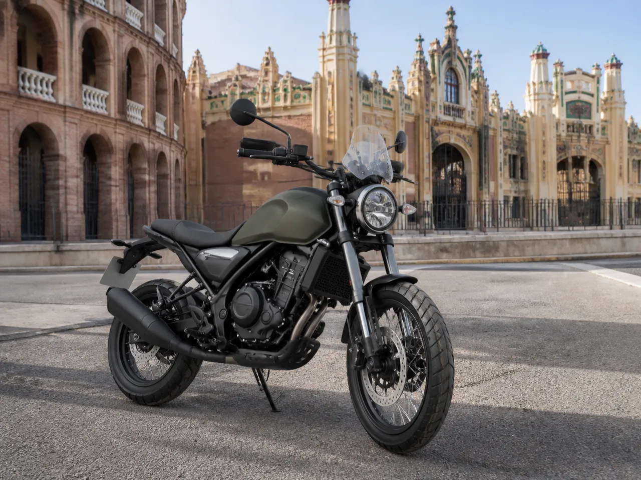 Brixton Crossfire 125 — vorn