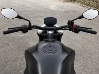 Ducati Monster 937 — деталь