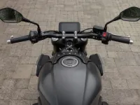 Honda CB 650 R — detalle