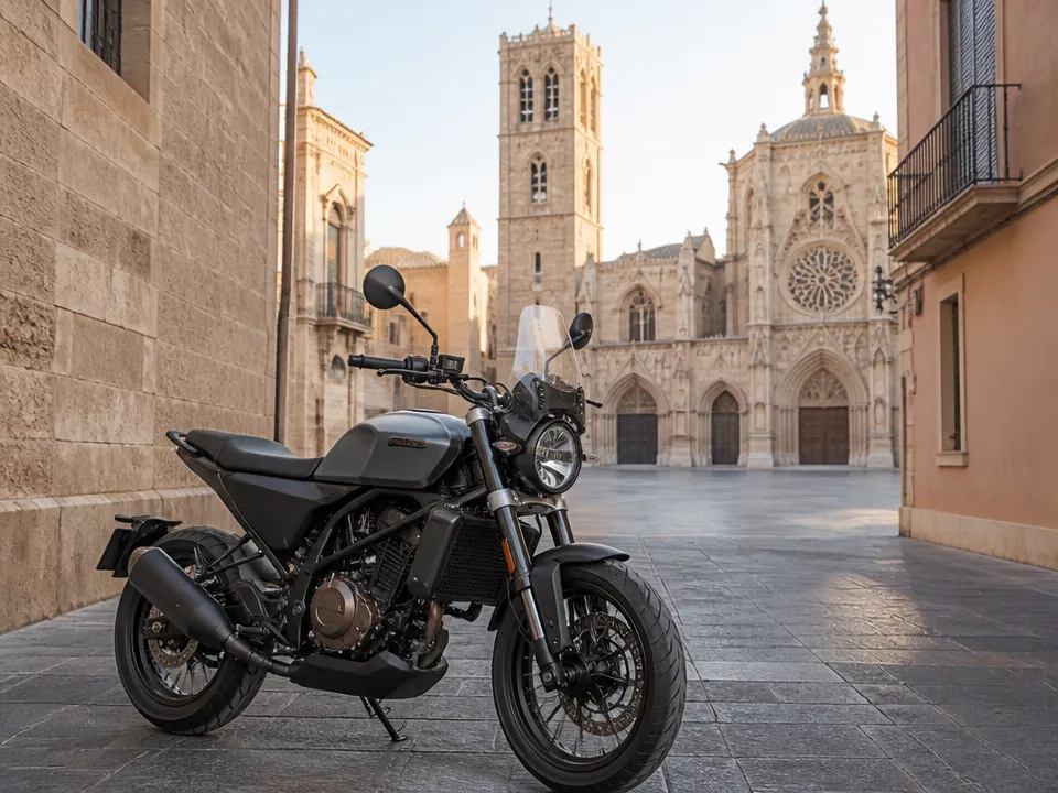 Husqvarna Svartpilen 701 ABS