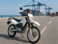 Kawasaki KLX 250 — frontal