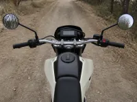Kawasaki KLX 250 — detalle