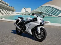 Suzuki GSX-R 600 — anteriore