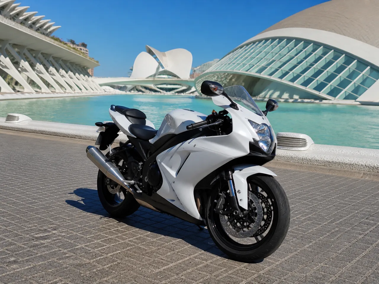 Suzuki GSX-R 600 — anteriore