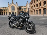 Yamaha MT-07 A2 ABS — anteriore