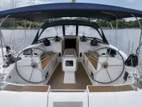 Bavaria 36 Cruiser — Detail