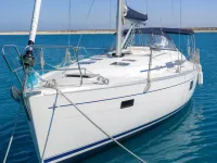 Bavaria 44 — voorzijde