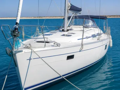Bavaria 44