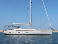 Bavaria Cruiser 50 — side