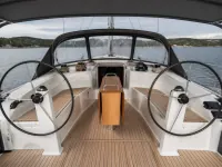 Bavaria Cruiser 50 — detail
