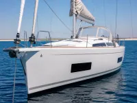 Hanse 400e — anteriore