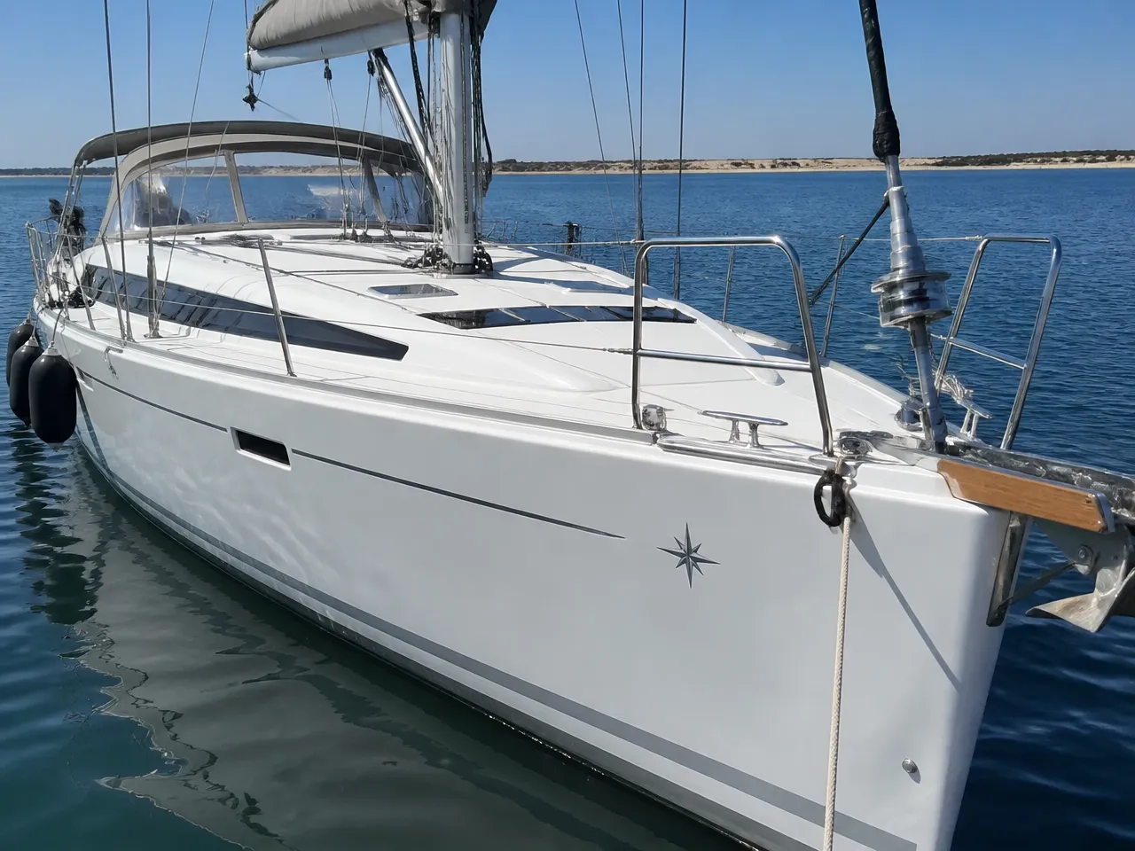 Jeanneau 49 — front