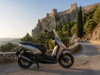Aprilia Compay 125 Custom — side