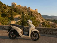 Honda Vision 110 — seitlich
